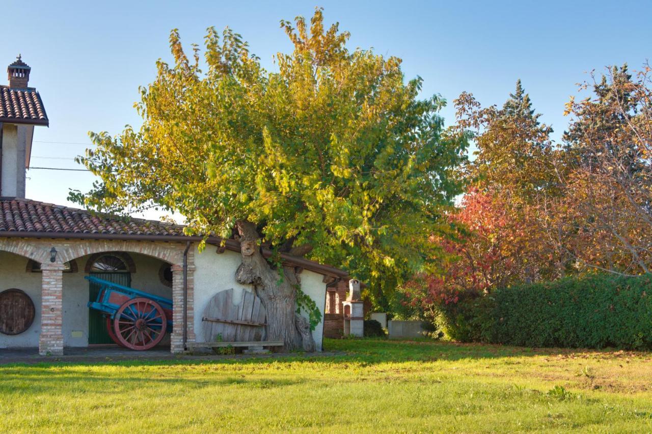 Hostal La Fattoria SantʼArcangelo di Romagna Exterior foto