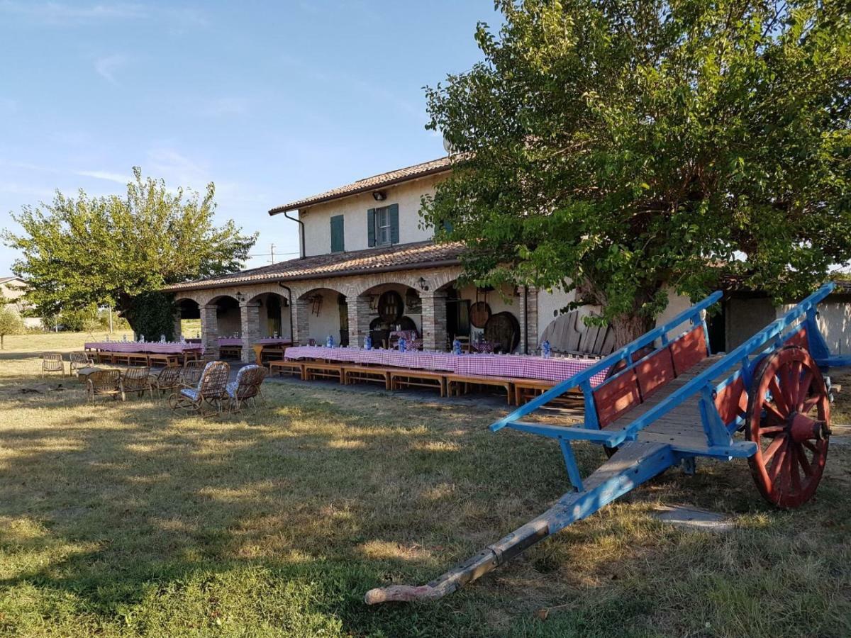 Hostal La Fattoria SantʼArcangelo di Romagna Exterior foto